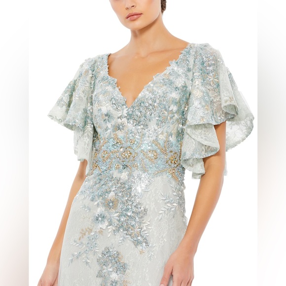 NWT MAC DUGGAL Bell Sleeve Floral Embellished Gown in Seafoam - Picture 2 of 4
